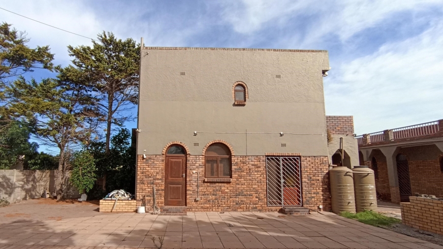 5 Bedroom Property for Sale in Parkersdorp Western Cape